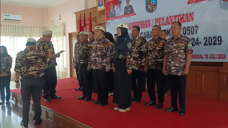 Ketua FKPPI Jambi Jhon Harles mengukuhkan Pengurus FKPPI Tebo