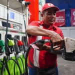 Pertamina Intensifkan Penyaluran BBM di Kubu Raya, Antrean SPBU Diupayakan Terurai