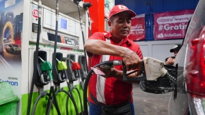 Pertamina Intensifkan Penyaluran BBM di Kubu Raya, Antrean SPBU Diupayakan Terurai